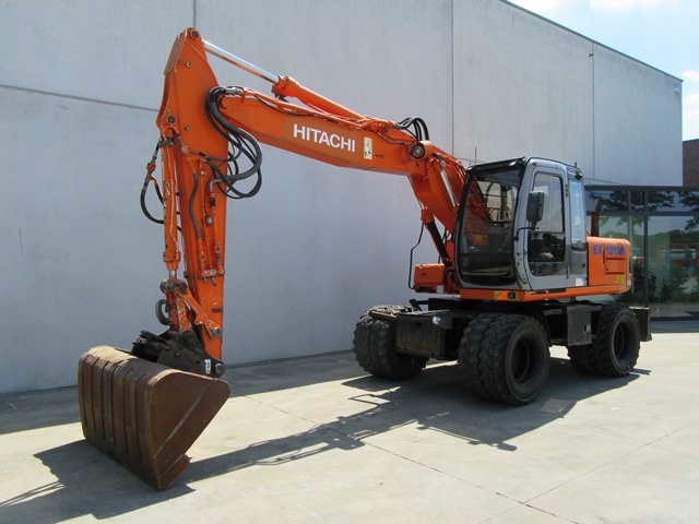 2002 FIAT-HITACHI EX135W